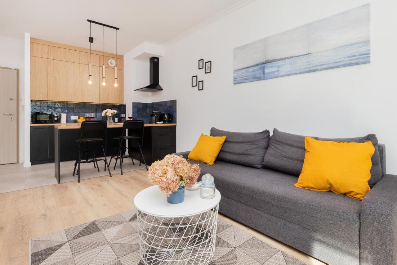 Modern Apartment With Balcony By Noclegi Renters Gdansk Exterior photo